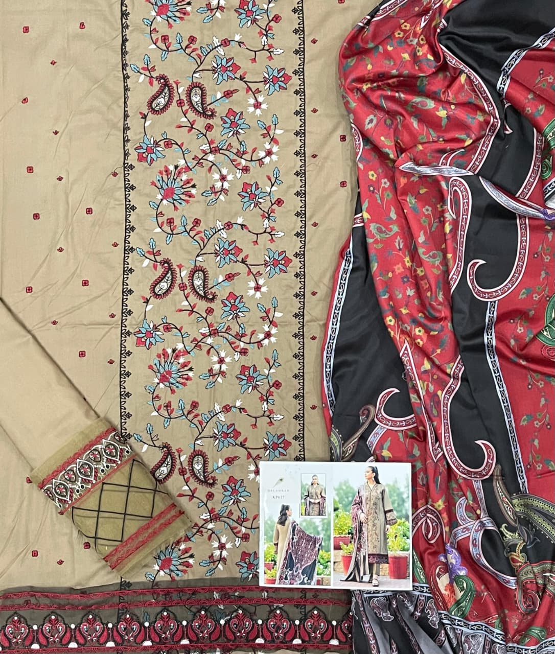COCO BY ZARA SHAHJAHAN + IZNIK 3PC (PREMIUM DHANAK) MUSTARD WITH PRINTED SHAWL